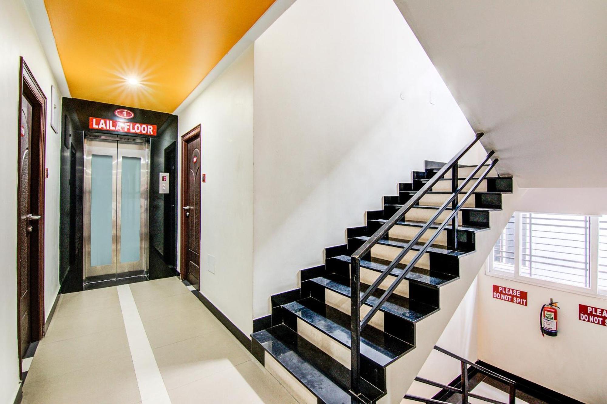 Collection O Spar Grand Hotel วิสาขปัตนัม ภายนอก รูปภาพ