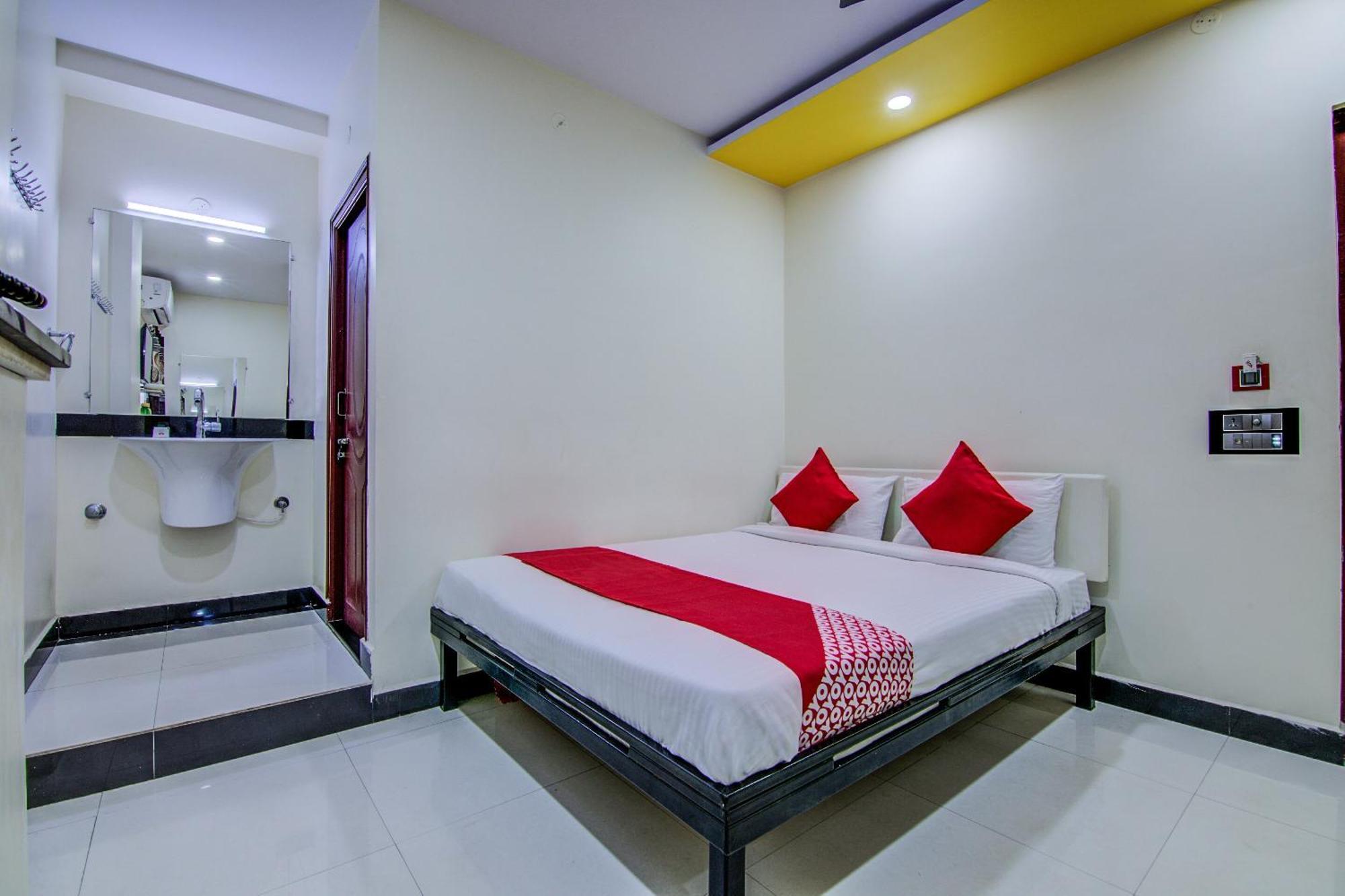 Collection O Spar Grand Hotel วิสาขปัตนัม ภายนอก รูปภาพ